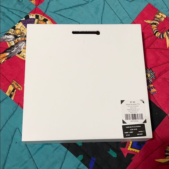 Decor - Picture 2 of 2